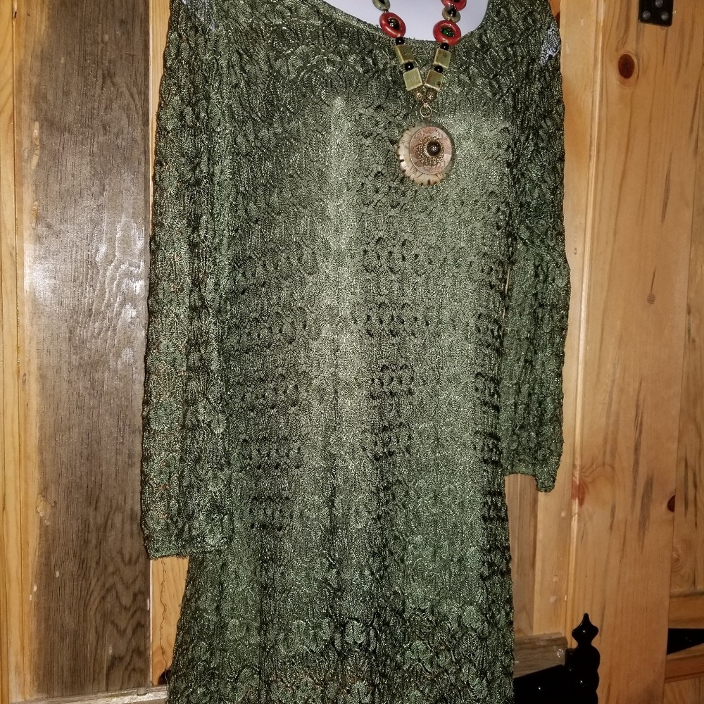 700 Ladies lace tunic